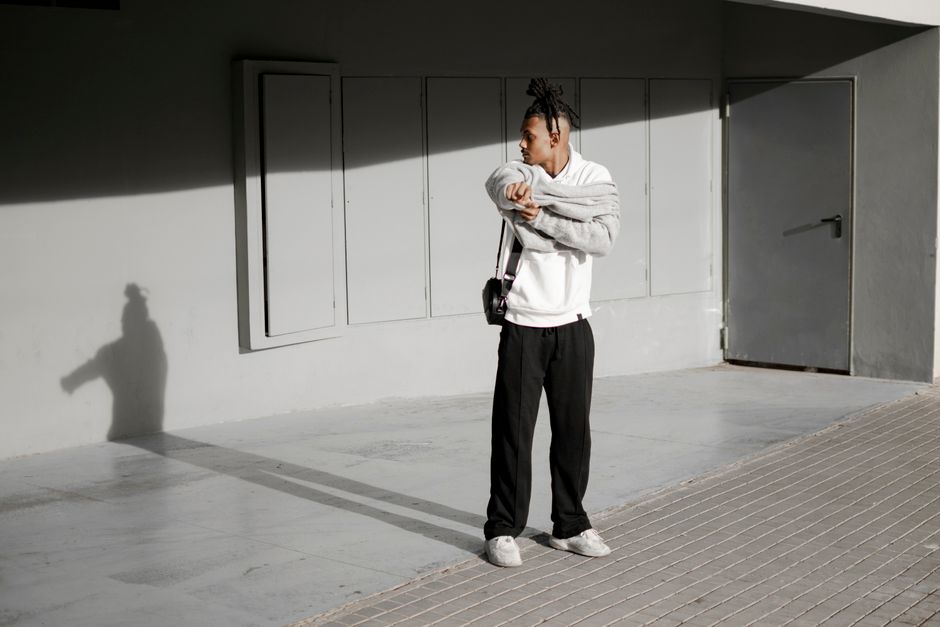 Style Oversized Blazer Streetwear: The Oversized Blazer Isn’t a Blazer Anymore. Here’s How to Wear It.