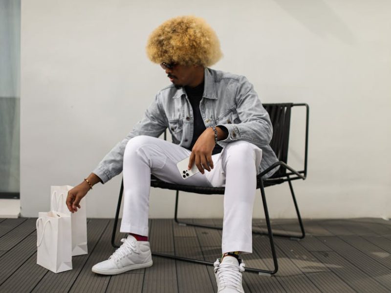 White Sneakers Corporate Outfit: White Sneakers in a Corporate Outfit: The 3 Rules That Actually Work